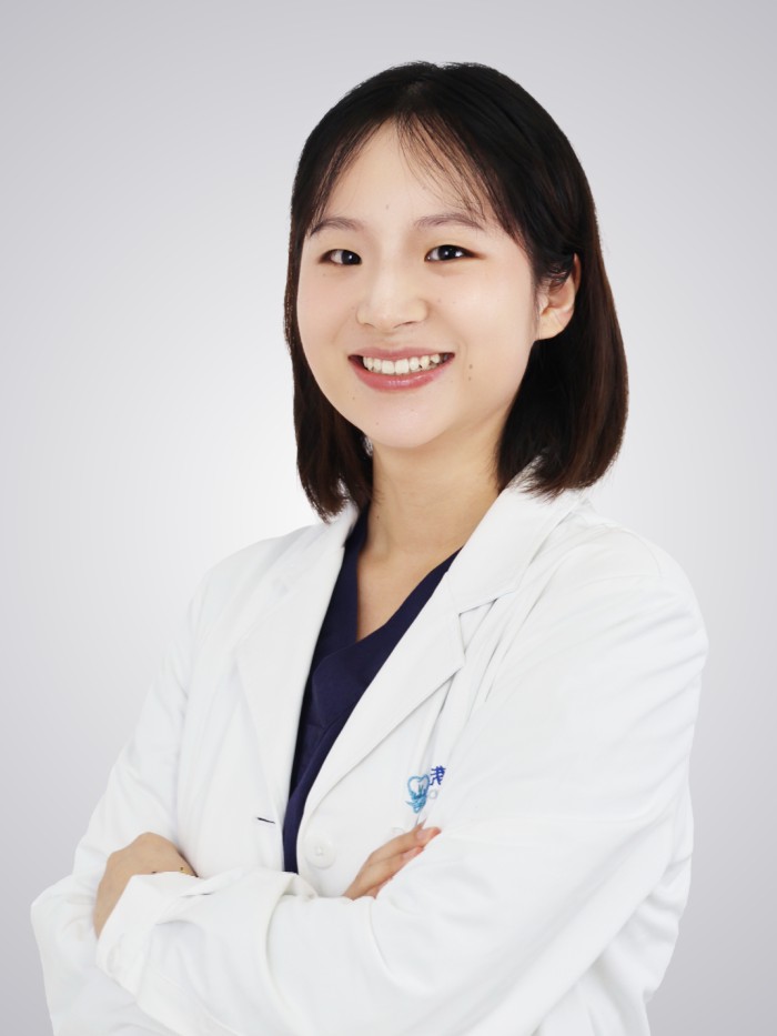 Dr Dr.  Yu ZhenZhen